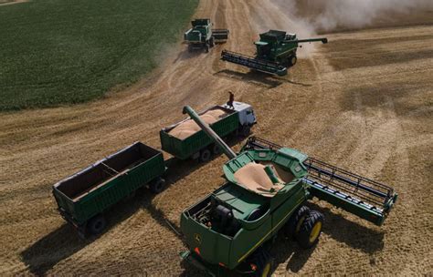 Most EU countries oppose Polish-led calls to keep Ukraine grain curbs